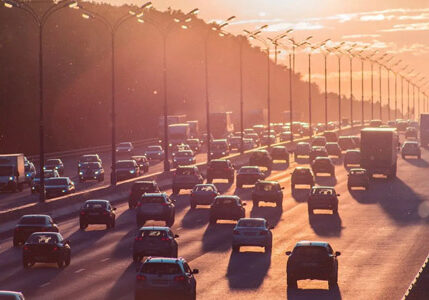 Visual of vehicles moving on road